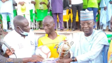 RÉUSSITE DU TOURNOI «JEUNESSE DU BLOC RÉPUBLICAIN» A PARAKOU : Le Prof titulaire de chaire en politique appliquée Gbadamassi a encore frappé fort