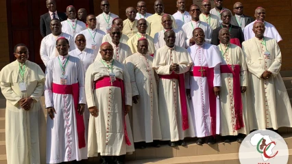 BÉNÉDICTION DES COUPLES HOMOSEXUELS : Les évêques africains s’opposent catégoriquement