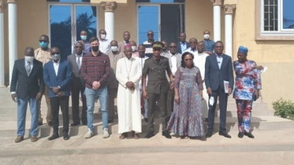 ARCHIDIOCÈSE DE PARAKOU Les activités du Projet Santé Oculaire pour Tous les Âges Au Nord-Bénin (Psota-Nb) lancées