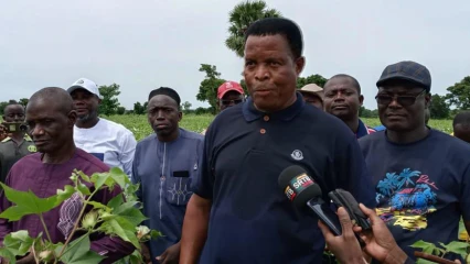 En tournée nationale de constatation, de sensibilisation et d'appui-conseil aux cotonculteurs: Tamou Gani Badou confiant de l'atteinte de l'objectif d'un million de tonnes
