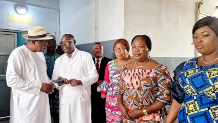 APRÈS LE DRAME DE DASSA-ZOUMÉ : Le Président Boni Yayi au chevet des rescapés au Cnhu-Hkm de Cotonou