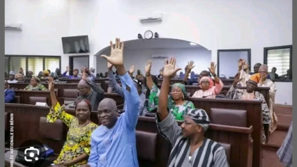 Bénin: le gouvernement obtient l&rsquo;aval du parlement sans l&rsquo;opposition 