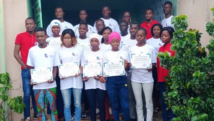 FORMATION EN TECHNIQUE DE TRADUCTION ANGLAIS-FRANÇAIS A PARAKOU : 20 étudiants du cabinet Perflang Consulting reçoivent leur parchemin