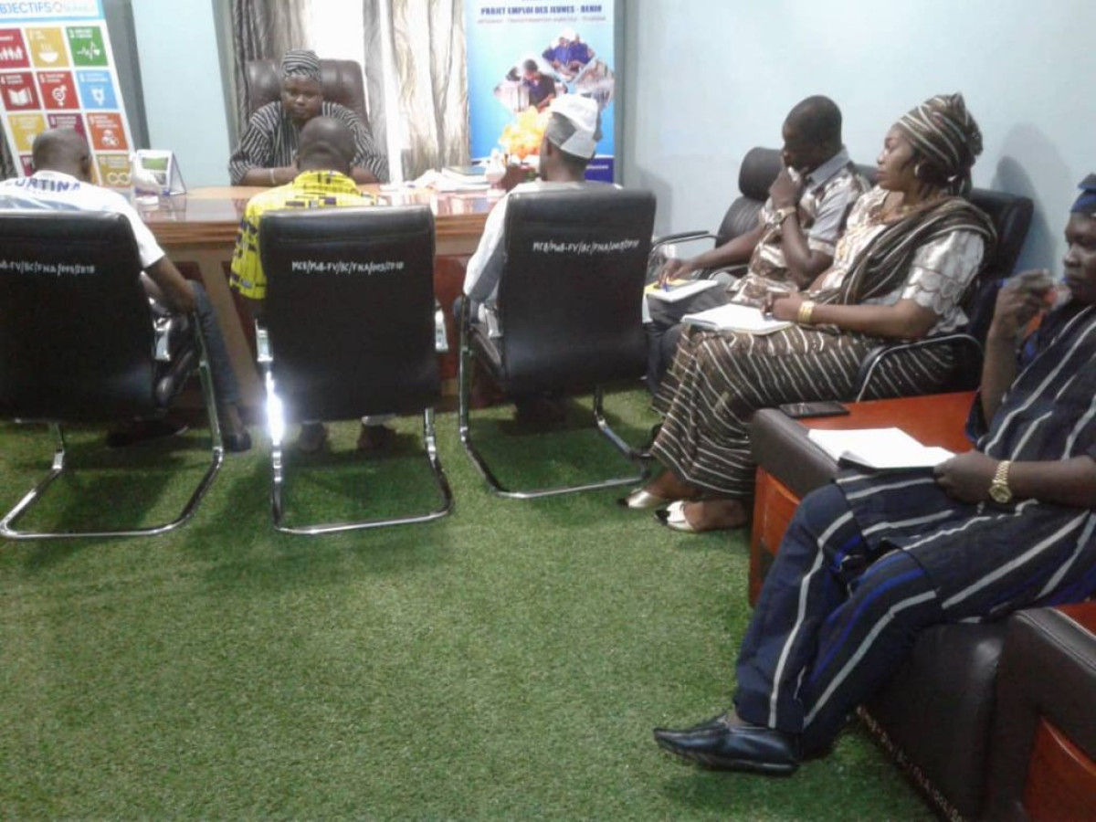 TOILETTAGE DE LA LÉPI À BANIKOARA : Bio Sarako Tamou s’engage pour la réussite de l’opération