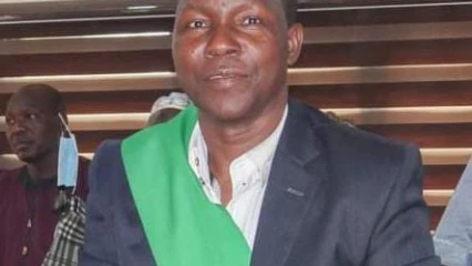 ADHÉSION DU PAM DE BEMBÉRÉKÉ AU BLOC RÉPUBLICAIN : Robert Gbian rallie un grand cavalier au cheval blanc cabré