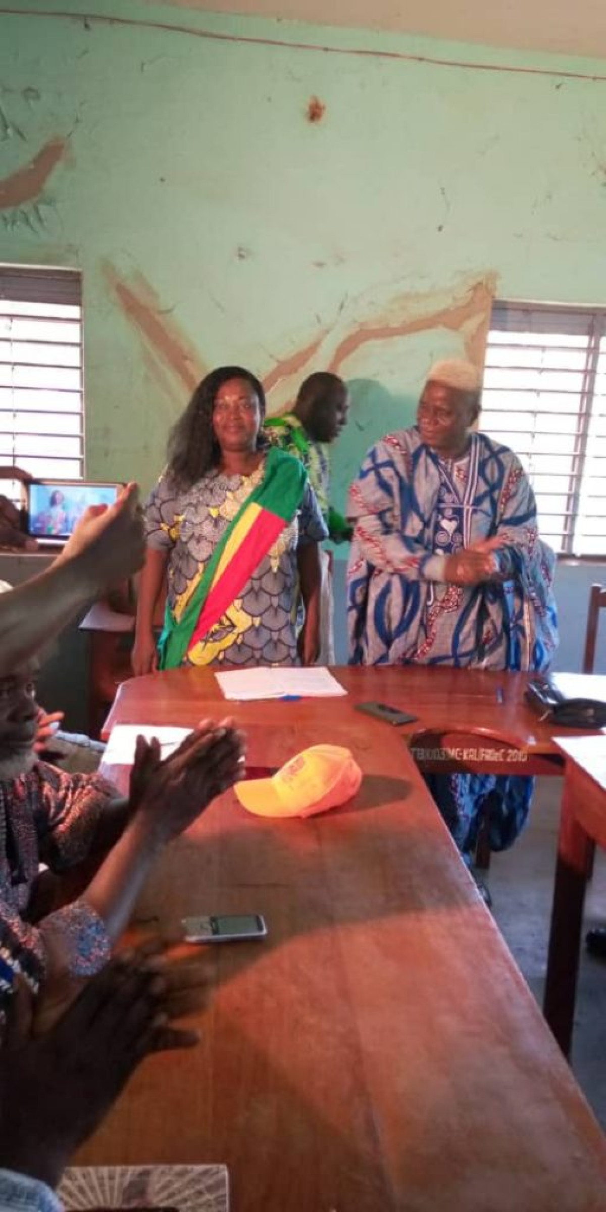 PASSATION DE SERVICE À LA MAIRIE DE KALALÉ : Orou Sé Guéné passe le gouvernail à Kadidjatou Djegga Démmon