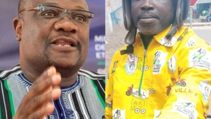 DISTRIBUTION DES NOUVELLES TENUES AUX CONDUCTEURS DE TAXIS-MOTOS DE PARAKOU : L&rsquo;action qui blanchit Toko . Rémy Biaou salue le maire Zimé pour son pragmatisme