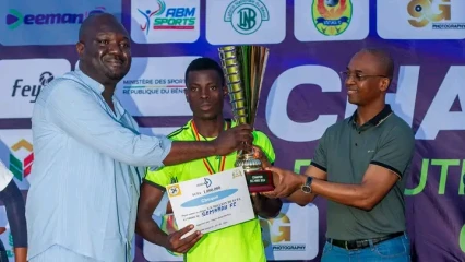 À TRAVERS LE TOURNOI DE FOOTBALL BARUTEM CHALLENGE CUP 2024 DE NIKKI :Dr Ilyass Sina et l&rsquo;Observatoire Dunia opèrent la magie de l&rsquo;unité  . Sacré vainqueur, Sémarou Fc part avec un million de francs 