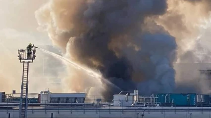 FRANCE :  L&rsquo;imprimerie du Franc Cfa partie en fumée