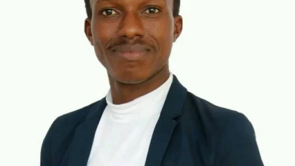 RHÉTORIQUE ET DÉMOCRATIE :  « …qui dit démocratie fait implicitement appelle à la rhétorique…», dixit Éric Ouorou