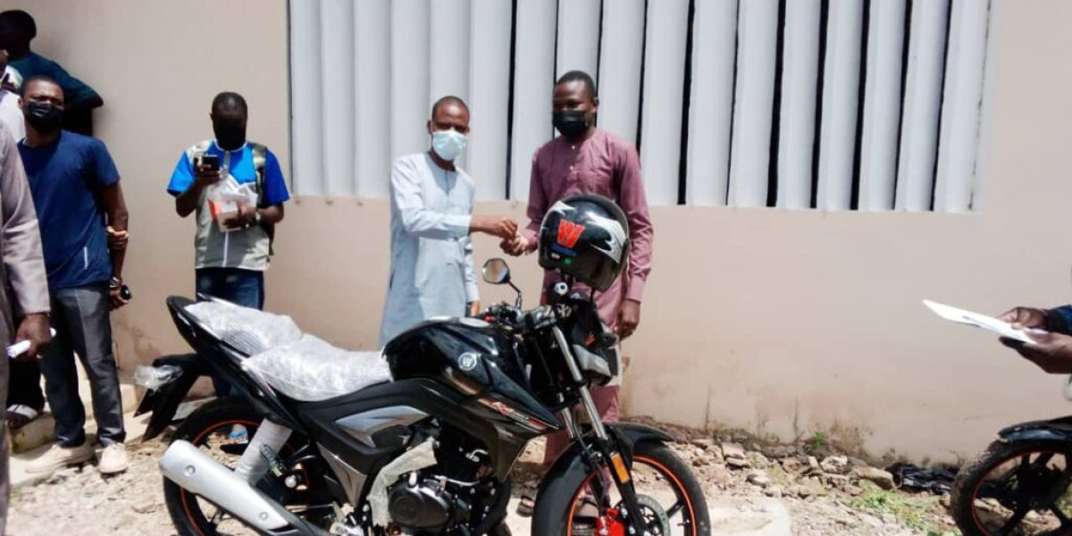 GOGOUNOU/CENTRE MEDICAL COMMUNAUTAIRE DE PETIT-PARIS : Le maire Tidjani installe le nouveau médecin généraliste