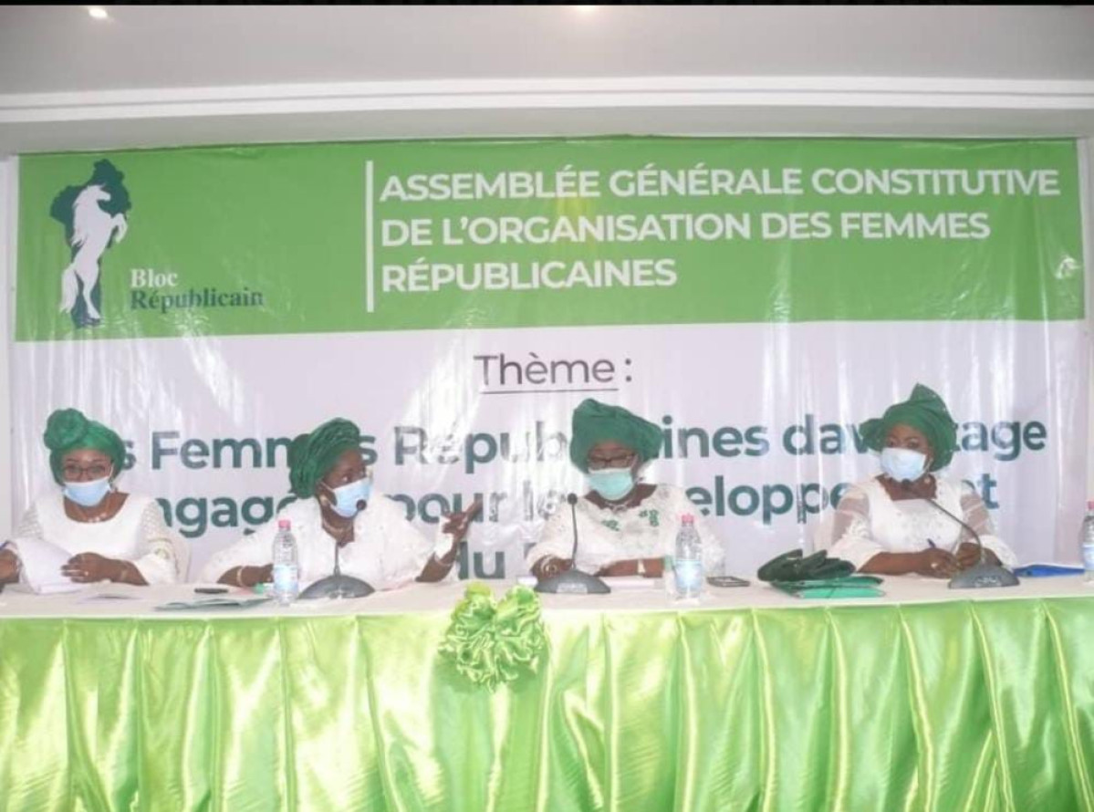 MISE EN PLACE DES ORGANISATIONS DE MASSE DU BLOC REPUBLICAIN : L&rsquo;artillerie à gagner des femmes Br voit le jour . Alimatou Badarou élue coordonnatrice nationale de l&rsquo;Ofr