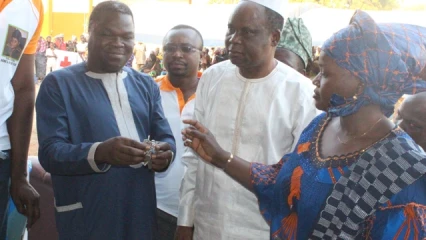 DON D’UN PAVILLON DE PEDIATRIE AU CENTRE DE SANTE DE KEROU : Le préfet Lydie Déré Chabi Nah soulage la peine des populations