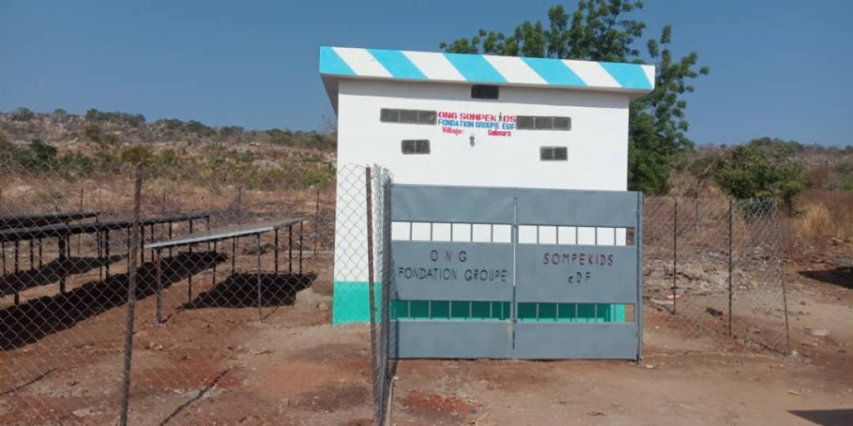 INSTALLATION DE CENTRALES PHOTOVOLTAÏQUES PAR LA FONDATION EDF ET L’ONG SOMPEKIDS A KOUANDÉ : Des milliers de populations sorties de l’obscurité