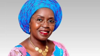 DON DE KITS SCOLAIRES AUX ECOLIERS DE LA 8È CIRCONSCRIPTION ELECTORALE : Le geste d’amour de l&rsquo;He Mariama Baba Moussa .Plus de 150 ménages impactés