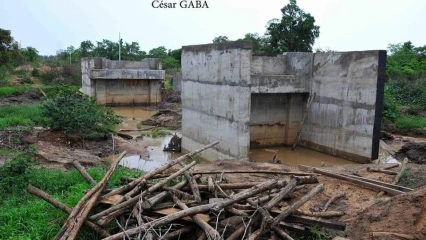 RÉTABLISSEMENT RAPIDE DE LA CIRCULATION SUR L&rsquo;AXE KANDI-MALANVILLE : La preuve que l&rsquo;état du pont de Kankou est une mauvaise volonté