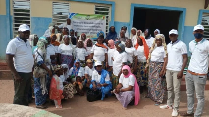 TRANSFORMATION DE L&rsquo;IGNAME EN COSSETTE ET FARINE : L&rsquo;association Palmier Bénin forme des femmes de Parakou