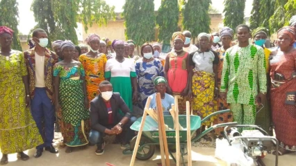 AMÉLIORATION DE LA SÉCURITÉ ALIMENTAIRE DANS LE DÉPARTEMENT DE L’ATACORA : L’Ong Manitese fait don de kits de maraîchage à des groupements de femmes