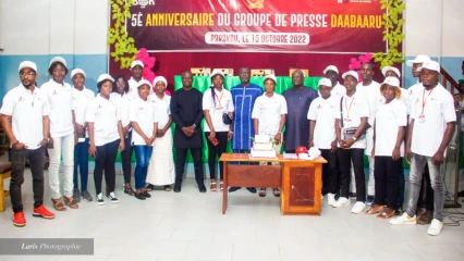 À TRAVERS UNE INÉDITE ET GRANDIOSE CÉLÉBRATION DE SON CINQUIÈME ANNIVERSAIRE, Daabaaru confirme sa place de leader dans le septentrion . Personnel et partenaires distingués