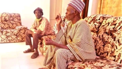 AUDIENCE AU CABINET DU MAIRE TATÉ OUINDEYAMA : Le roi Dassagaté Ponty expose les dégâts de la chasse à la battue