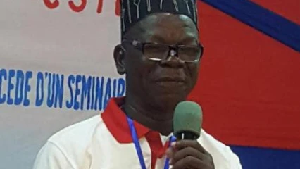 TRAVAUX DE NEGOCIATION ENTRE GOUVERNEMENT ET CONFEDERATIONS SYNDICALES : Kassa Mampo s&rsquo;insurge contre l&rsquo;imposition du pass sanitaire