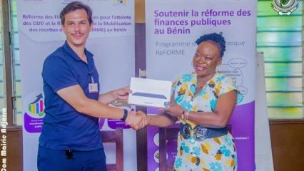 Grace au projet réforme: adjarra dotée d&rsquo;une tablette