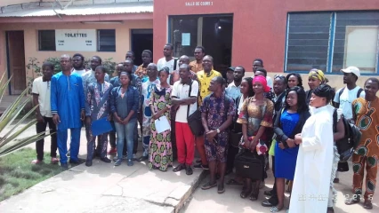 POUR LE DÉVELOPPEMENT DU CINEMA BENINOIS,  Fredy Boris Agblo échange avec les cinéastes de Parakou