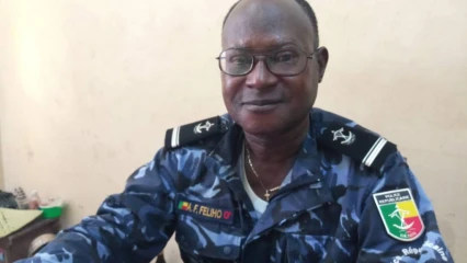 NOUVELLE MESURE SÉCURITAIRE AU MARCHÉ ARZÈKÈ DE PARAKOU : Désormais, motocyclistes pieds à terre