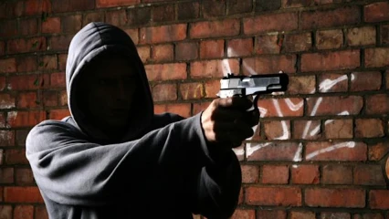 INSÉCURITÉ À ABOMEY-CALAVI : Une vendeuse de bouillie braquée et dépouillée de ses biens