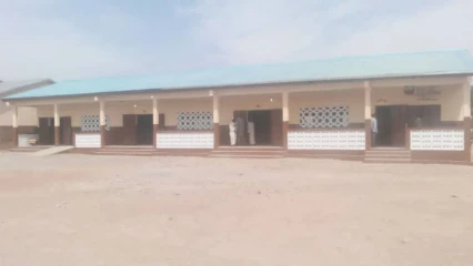 GOGOUNOU : Le maire Tidjani réceptionne plusieurs modules de classes