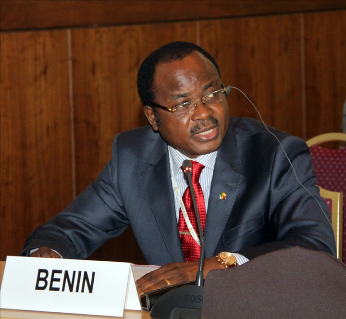 MAFIA FONCIÈRE À ABOMEY  : L&rsquo;ancien Ministre Ahanhanzo-Glèlè bientôt devant la Criet   .L&rsquo;actuel Ministre de la défense Fortunet Nouantin complice ?