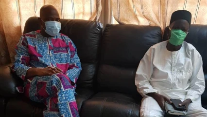 TRACTATIONS POUR L&rsquo;ÉLECTION DE L&rsquo;ÉQUIPE COMMUNALE DE TCHAOUROU : L&rsquo;He Bagoudou et le Dg Chabi Sika autour d&rsquo;une même table