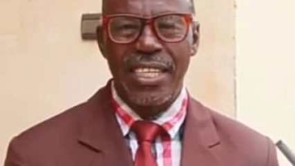 Université de Parakou: le Pasteur Etienne Dari obtient son master en droit