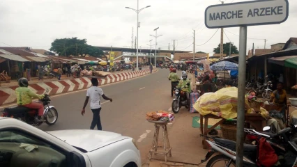 MARCHE INTERNATIONAL ARZEKE : Un géant pôle d’intégration sous régionale à Parakou  . Sa géographie, son histoire, ses atouts, les problèmes de sa gestion