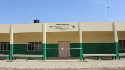 ACCÈS AUX SOINS DE SANTÉ DE QUALITÉ À BANIKOARA : Le maire Tamou met en service un bâtiment polyvalent