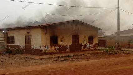 Attaque armée contre le commissariat de Kouandé :Un bâtiment incendié