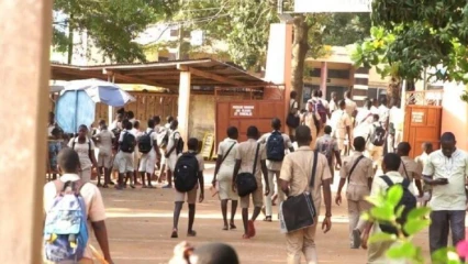 BENIN : Un élève enceinte trois de ses camarades du même collège  • Voici la sanction sévère prise par l&rsquo;administration à son encontre