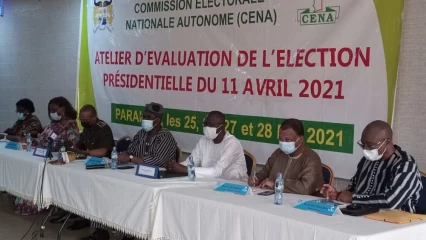 CLOTURE DE L’ATELIER D&rsquo;EVALUATION DE LA PRESIDENTIELLE D&rsquo;AVRIL DERNIER : Mission accomplie pour Tiando et son équipe . Vers la relecture du code électoral