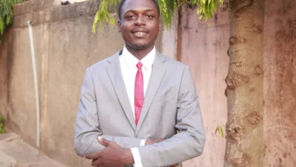 ÉLU PRÉSIDENT DU PARLEMENT DES JEUNES DU BÉNIN : Ange Mario Aouga fait la fierté de l&rsquo;Ong Sompékids  . « Ce succès, je le dois à Sompékids »