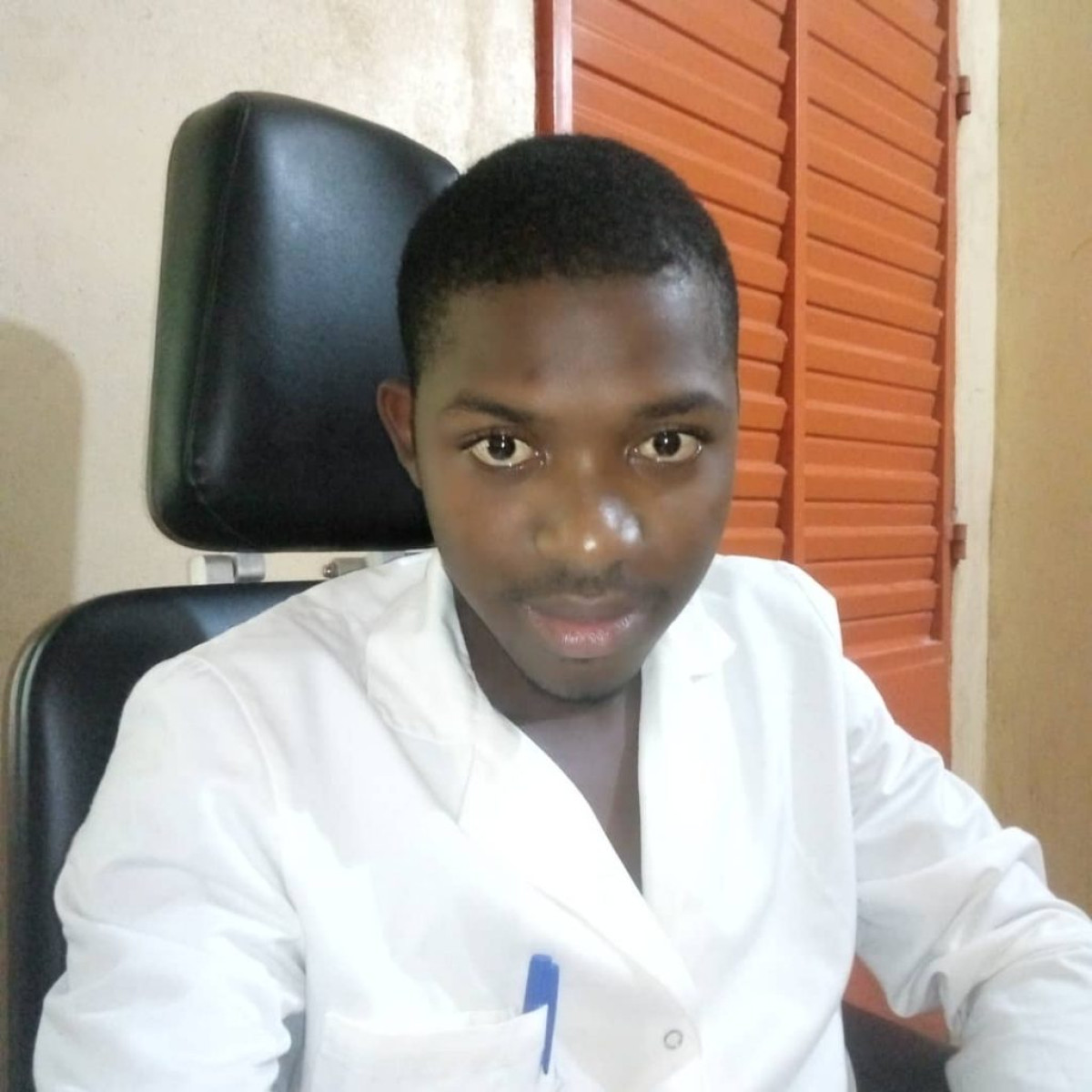 DANS LE CABINET MEDICAL COMMUNAUTAIRE DE MATCHORÉ A KALALÉ : Le Dr Aliou Djialiri découvre un cas de poliomyélite aiguë