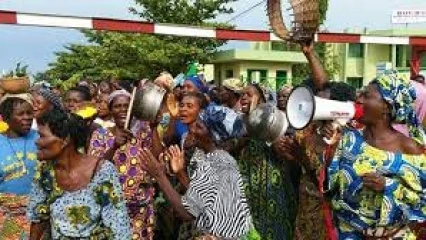 EDITO : La rue pour consoler ?