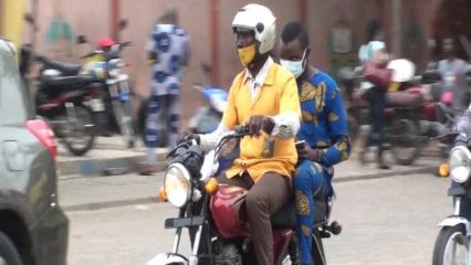 ARRETE PREFECTORAL PORTANT PORT DE CASQUE OBLIGATOIRE : La décision peine à être respectée à Cotonou