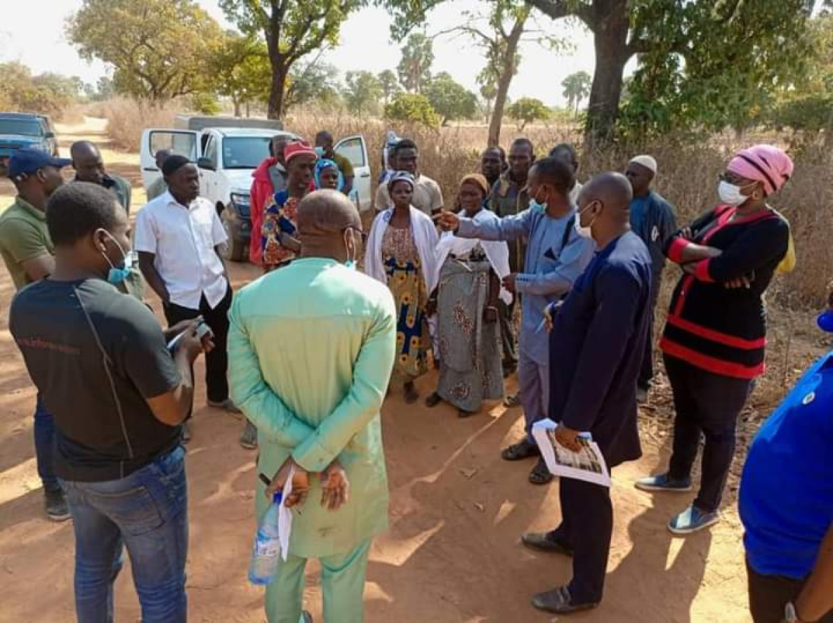 CONSTRUCTION DES INFRASTRUCTURES POUR DES ACTIVITES RIZICOLES ET MARAICHERES A SINENDE : Le maire Bio Kouri Sanni remet les sites aux entreprises