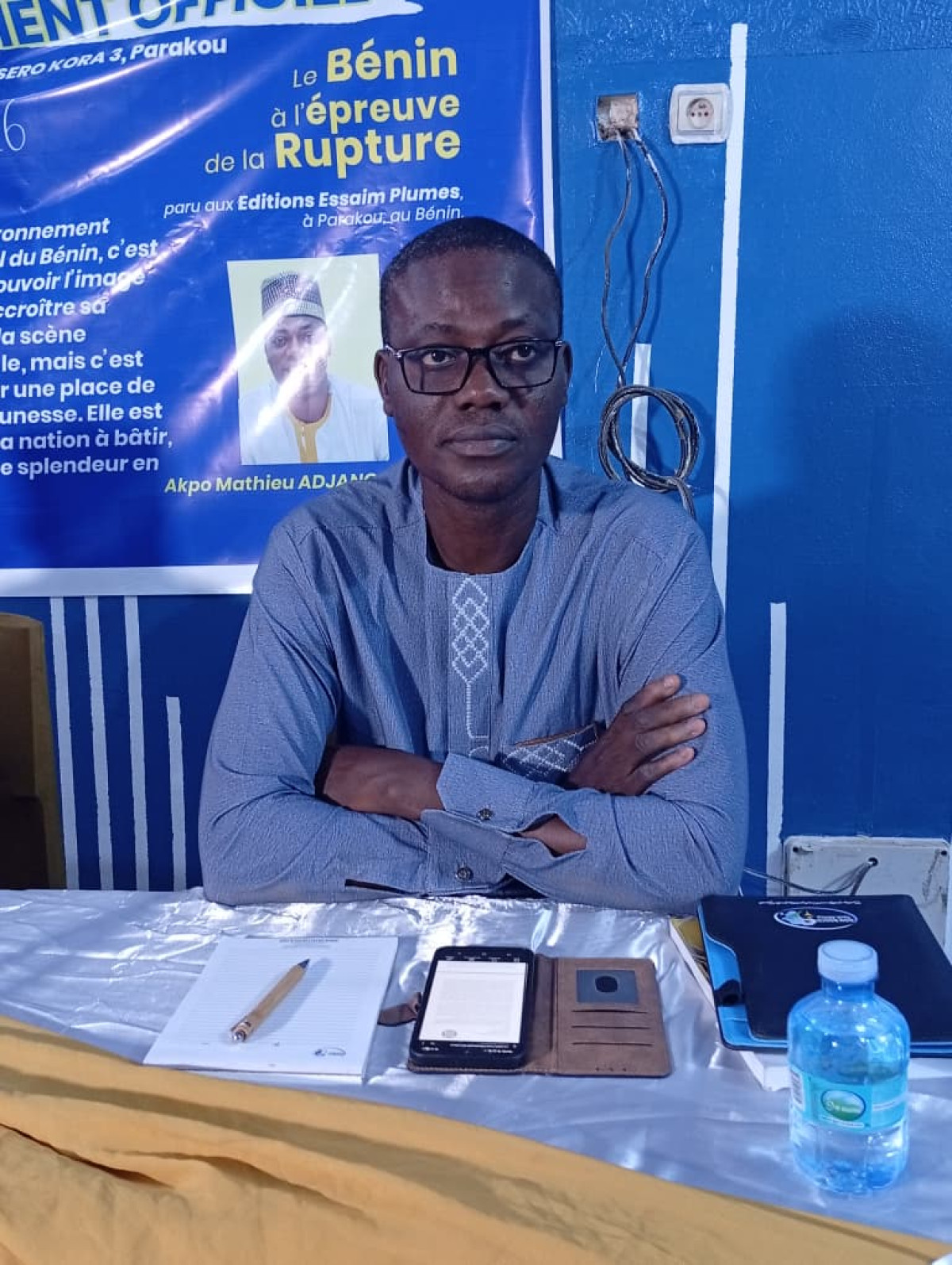 Littérature au Bénin: Akpo Mathieu Adjanou sort « Le Bénin à l’épreuve de la rupture »
