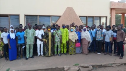 UNIVERSITE DE PARAKOU : Le Rot parle d&rsquo;entrepreneuriat aux étudiants