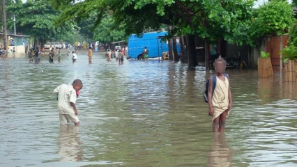 DÉGRADATION DES VOIES, INONDATIONS ET INSÉCURITÉ ROUTIÈRE : La vie des apprenants mise à rude épreuve  . Parents et autorités compétentes interpellés