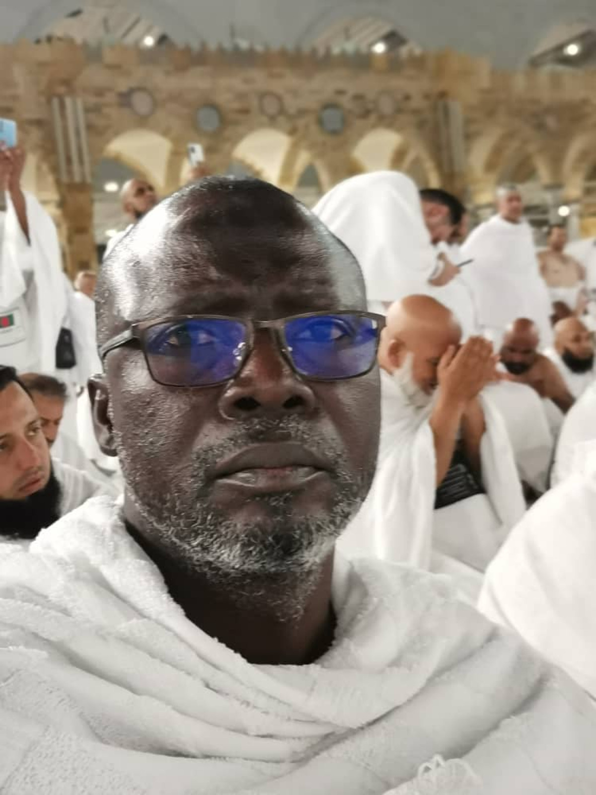 TABASKI 2022/DEPUIS LA TERRE SAINTE : Le maire Zimé Chabi prie pour le conseil municipal de Parakou et le chef de l&rsquo;État