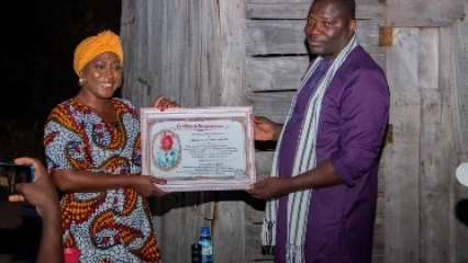 Pour ses actions de développement à Parakou: la ca Adizatou Arouna distinguée par l’Ong Ewa Afrika