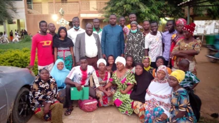 SEANCE D&rsquo;ECHANGE AVEC LES ETUDIANTS RESSORTISSANT DE BANIKOARA A NIAMEY : Le maire Sarako Tamou présente sa vision pour la cité de l&rsquo;or blanc . L’insertion professionnelle des jeunes au cœur des préoccupations