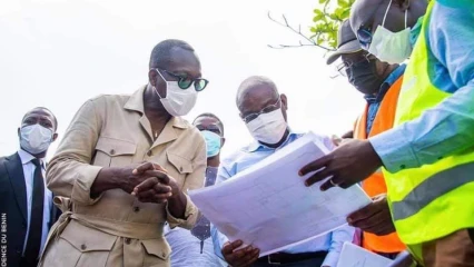 CONCRÉTISATION DU PAG :  Talon enfile une tenue de combat et descend sur les chantiers  . Après Cotonou, Parakou recevra le Chef d&rsquo;État